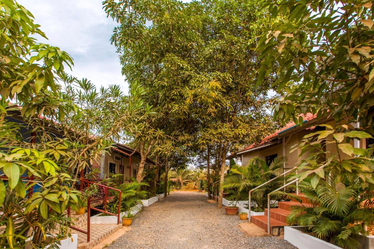 Green Mango Bungalows Кампот Екстер'єр фото