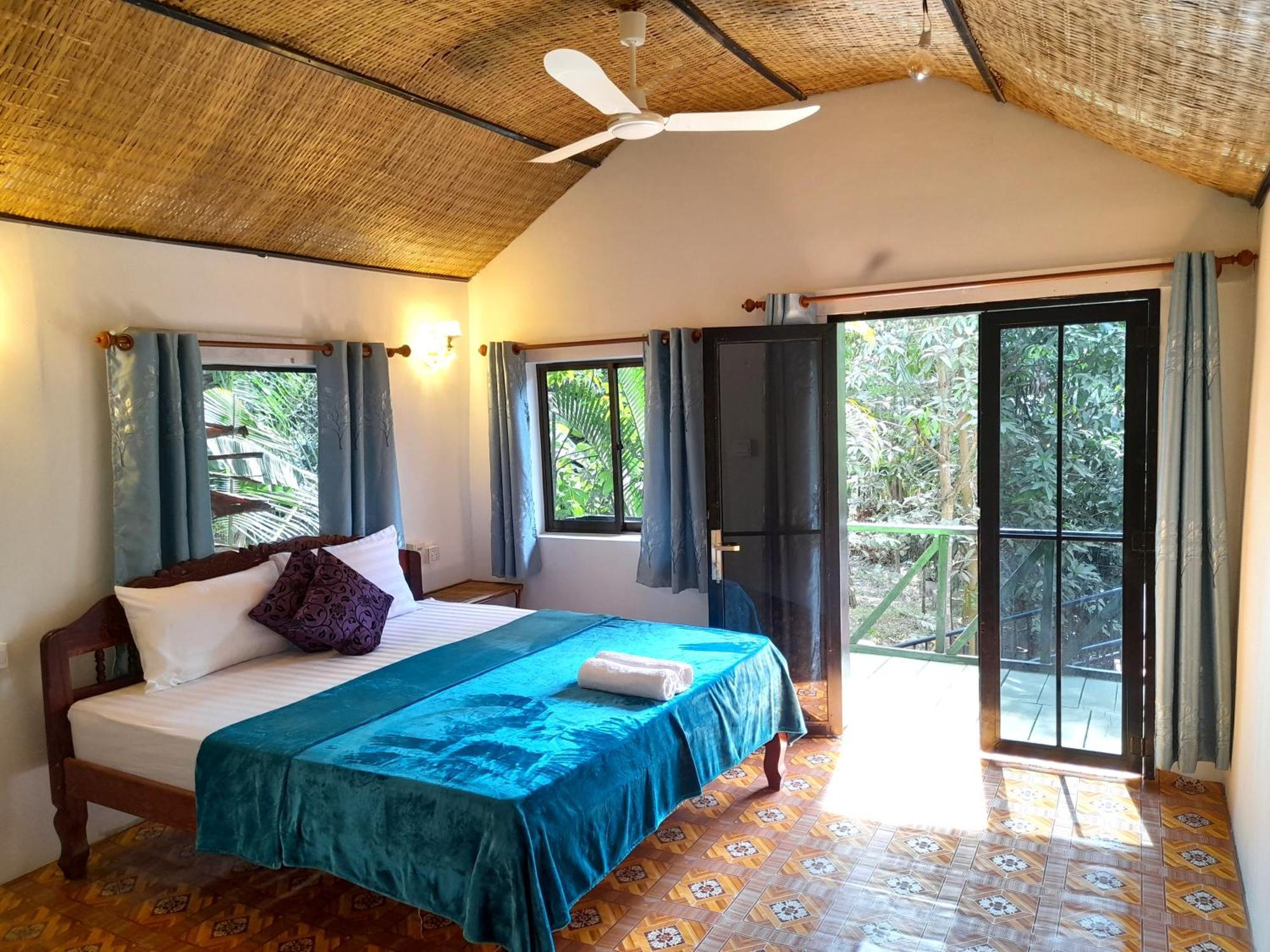 Green Mango Bungalows Кампот Екстер'єр фото